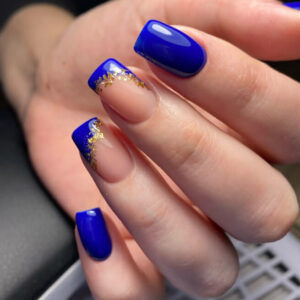 Синий маникюр edited.jpg